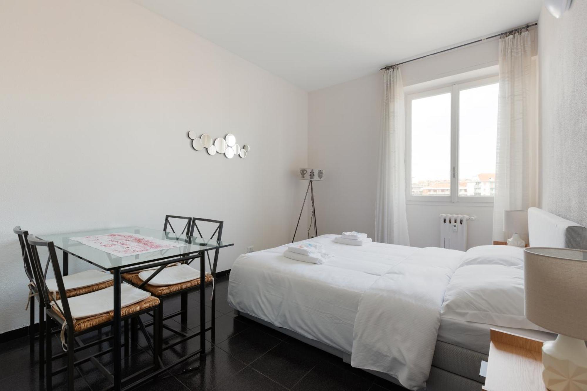 Corvetto M3 - Comfy Apt. With Balcony! Милан Экстерьер фото